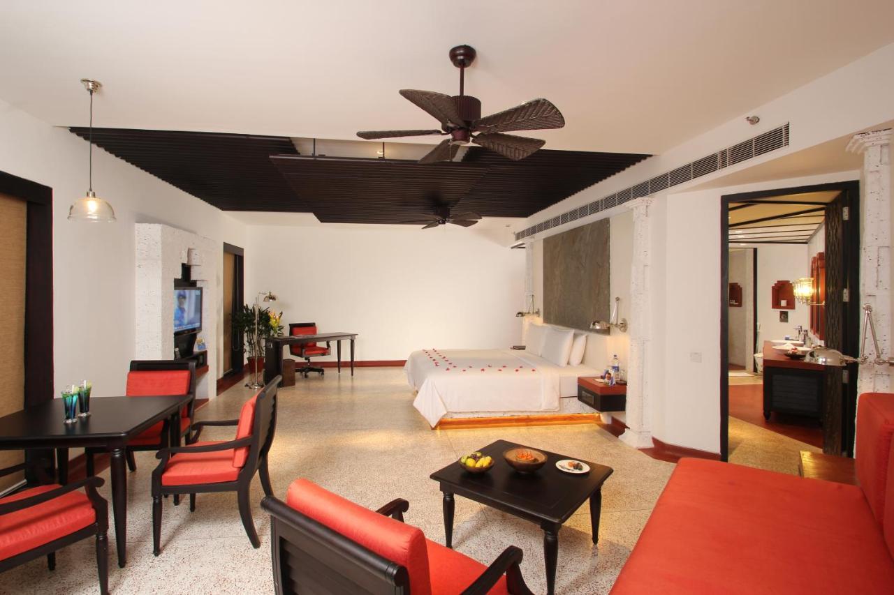 Plumeria Lake Resort & Spa Vayalār Buitenkant foto