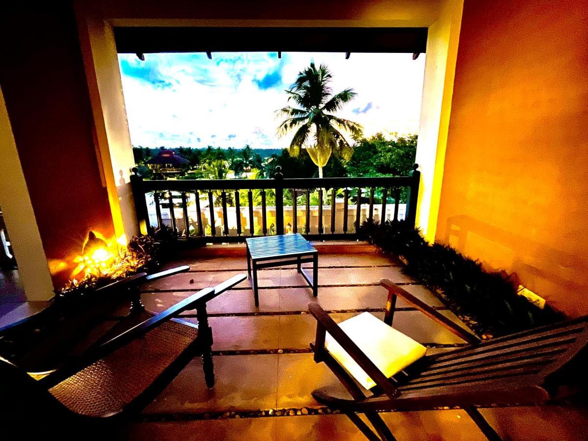 Plumeria Lake Resort & Spa Vayalār Buitenkant foto