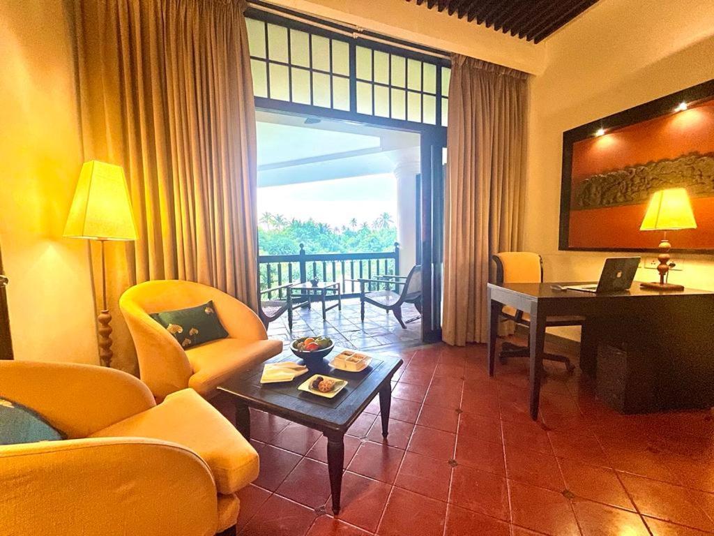 Plumeria Lake Resort & Spa Vayalār Buitenkant foto